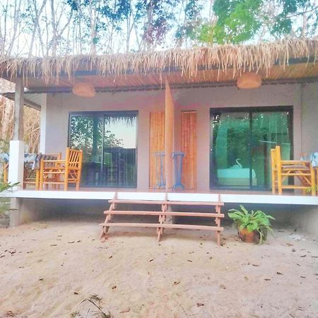 Phurin Thara Resort Ko Lanta Extérieur photo