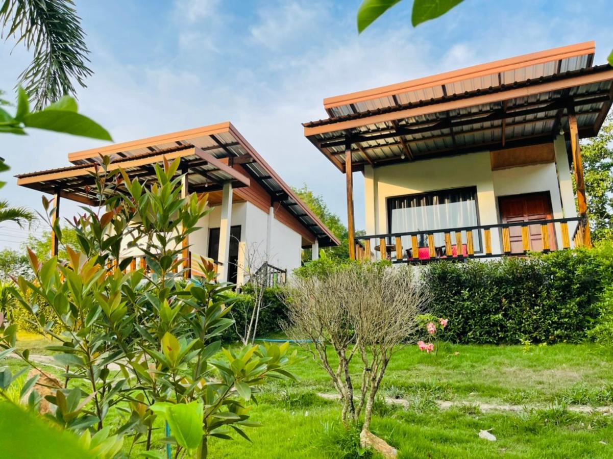 Phurin Thara Resort Ko Lanta Extérieur photo