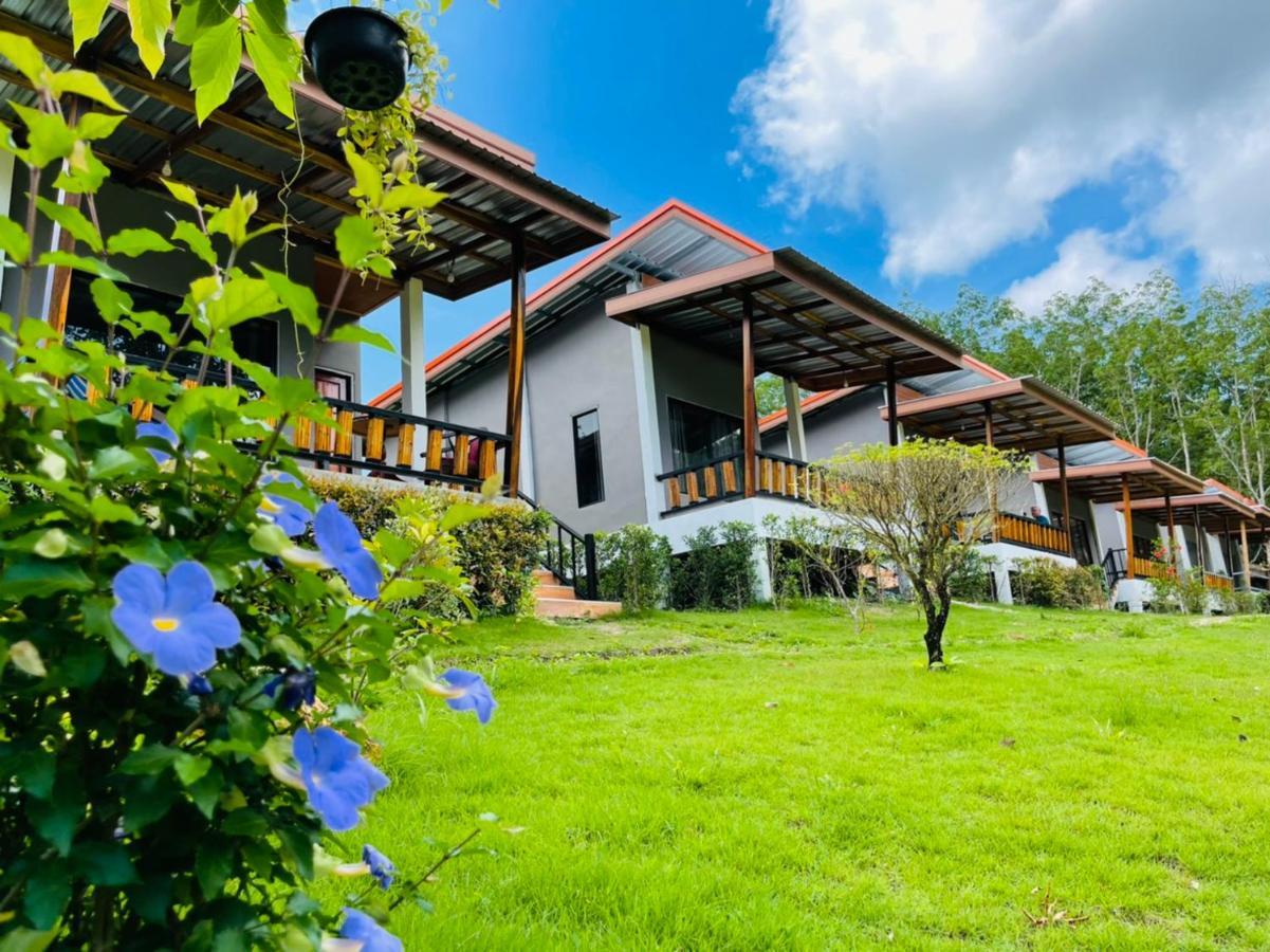 Phurin Thara Resort Ko Lanta Extérieur photo